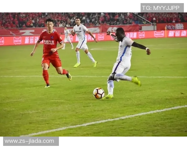 28轮泰达迎战恒大争夺关键三分全力以赴展现球队实力与斗志